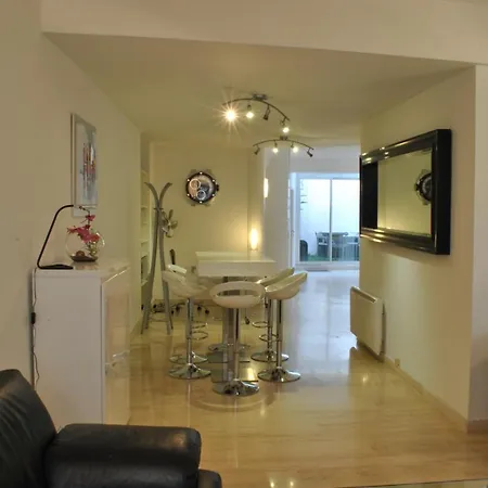 Apartment Unique Sur 6 Chambres Bodp888 *